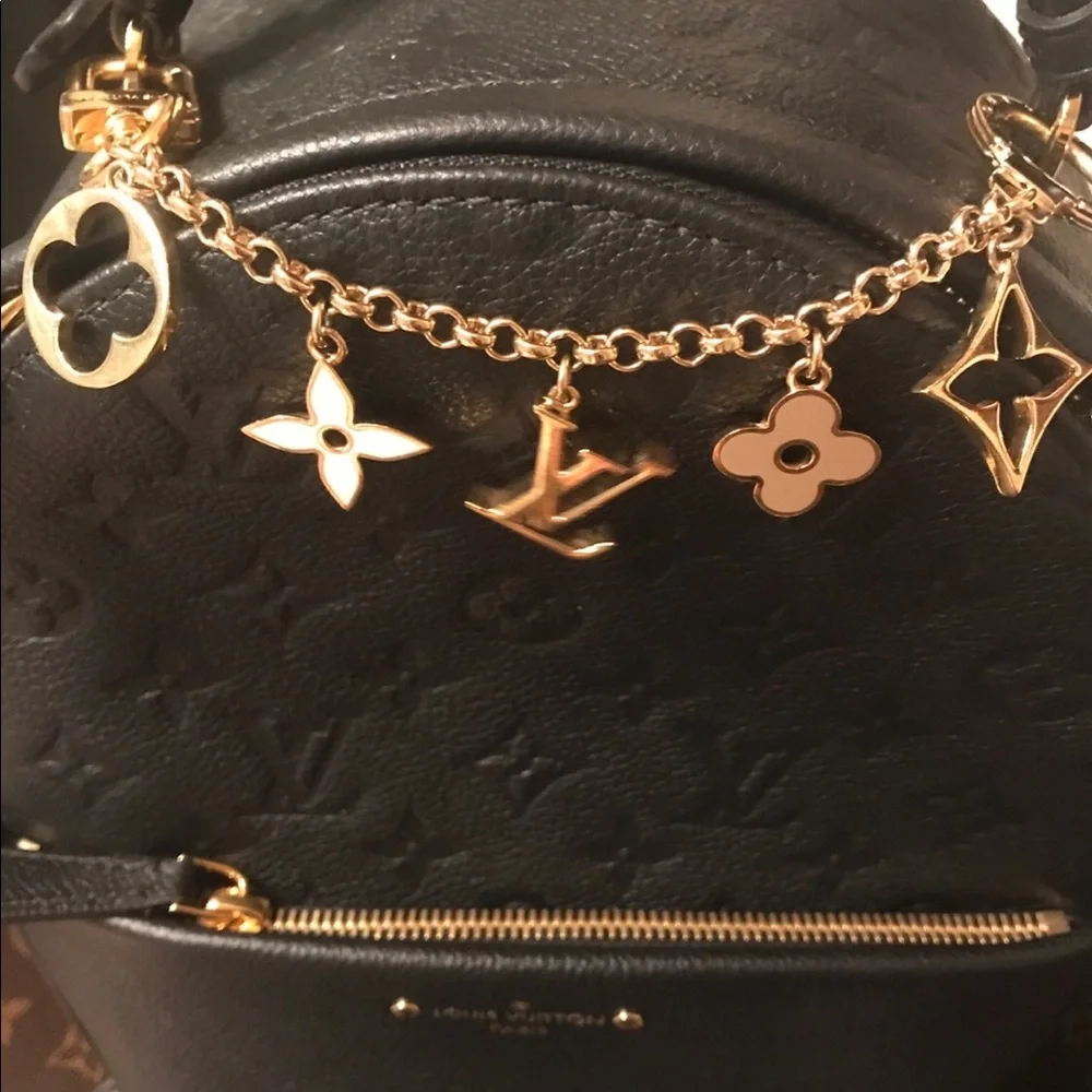 Louis Vuitton bag charm - Picture 1 of 8